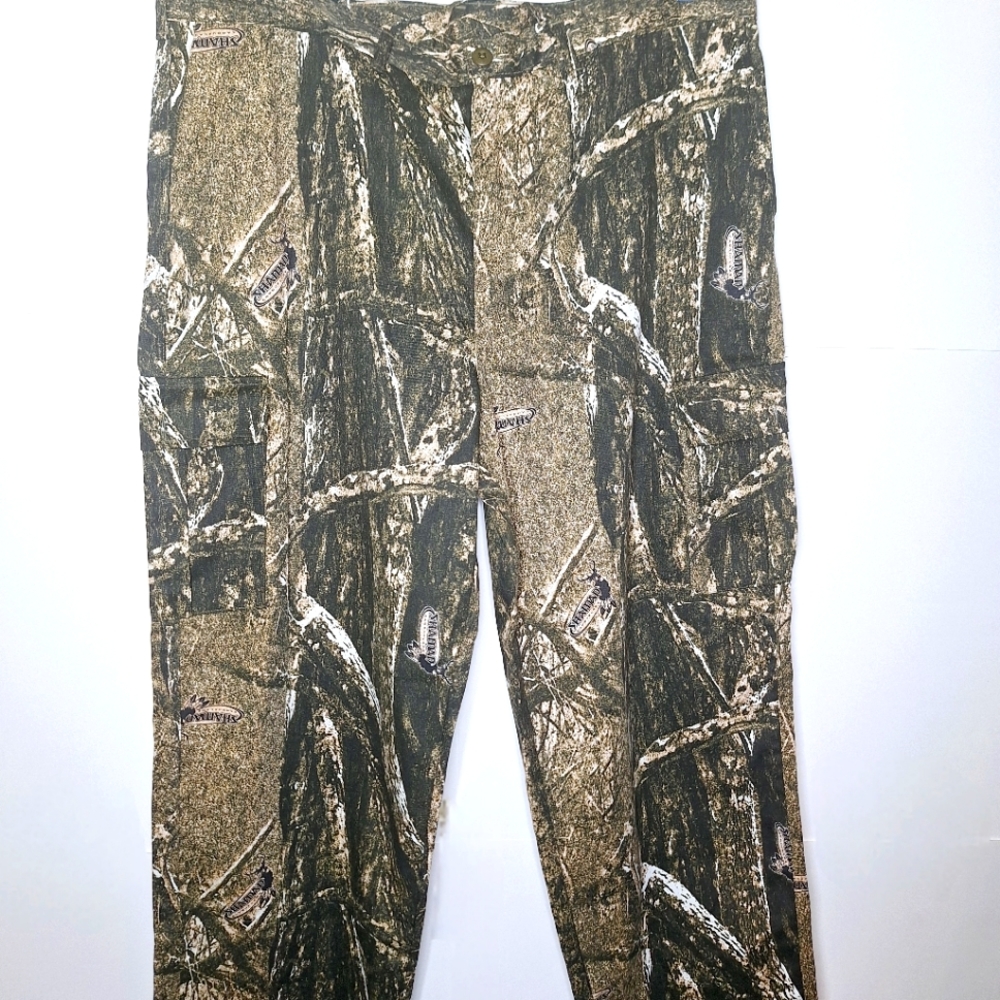 Shaman Camoflage outdoor core pants size 2XL.